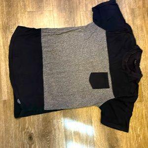 Men’s Authentic South Pole MCMXCI size medium M shirt